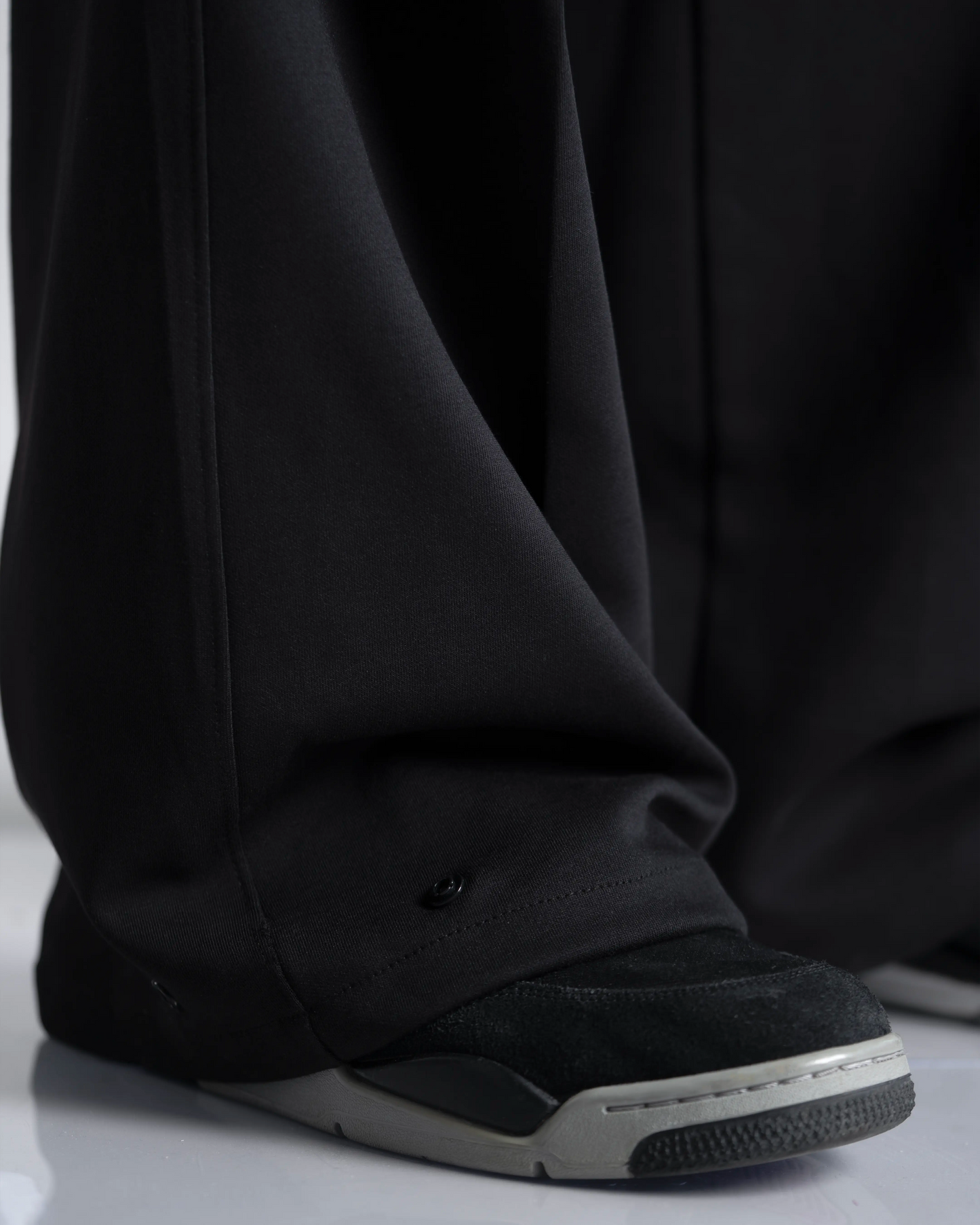 NEVER BEEN NORMAL - Baggy Black Pant